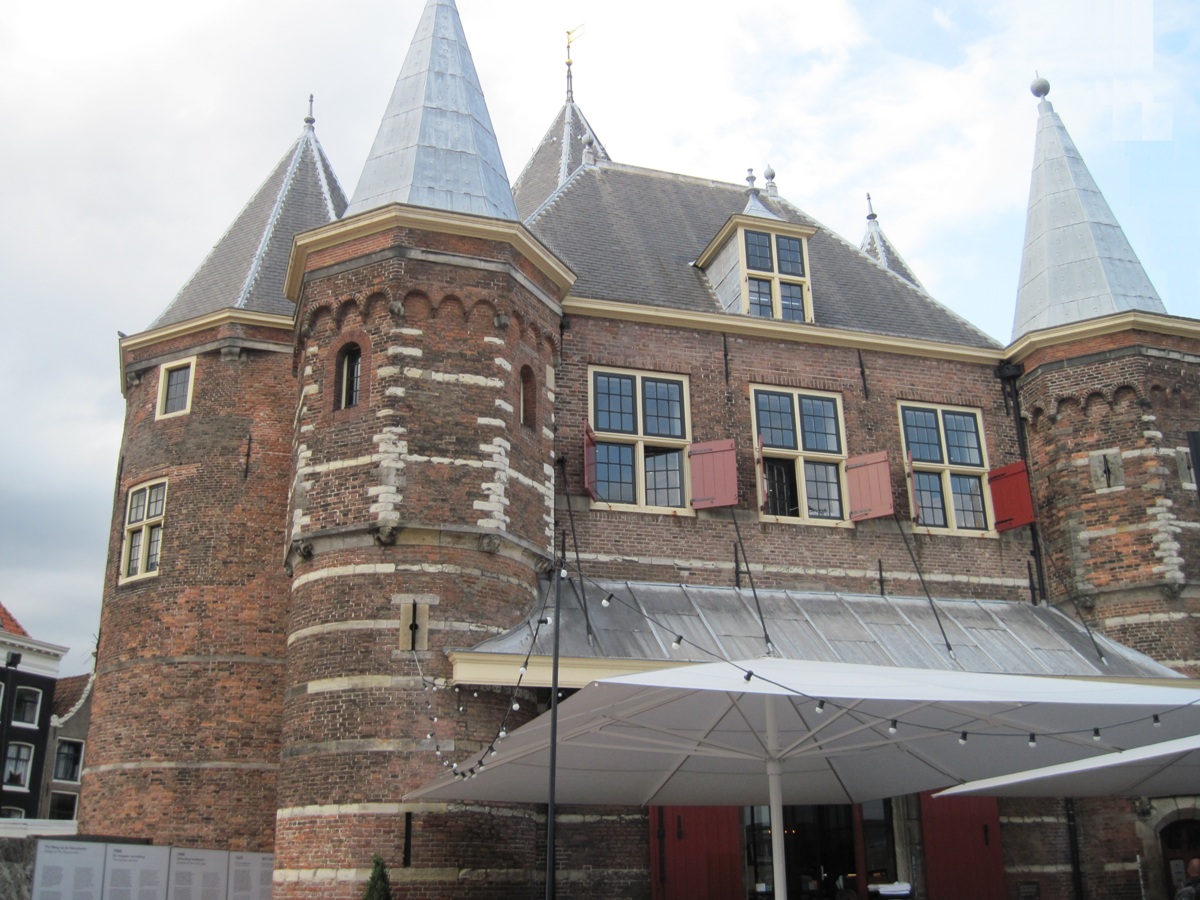 33- Amsterdam- Particolare del Castello della Waag(1488  prima pietra)